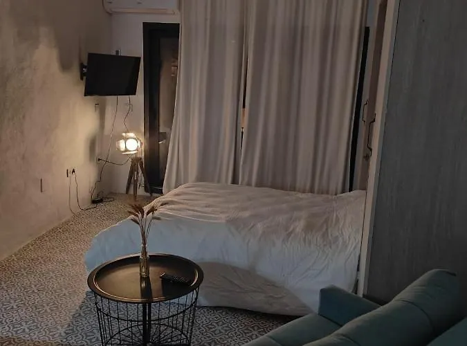 Honey Apartment Colmenar